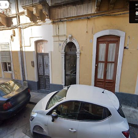 Kasa Erika Daire Katanya Dış mekan fotoğraf